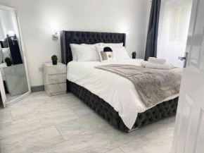 Modernised 3 Bed House